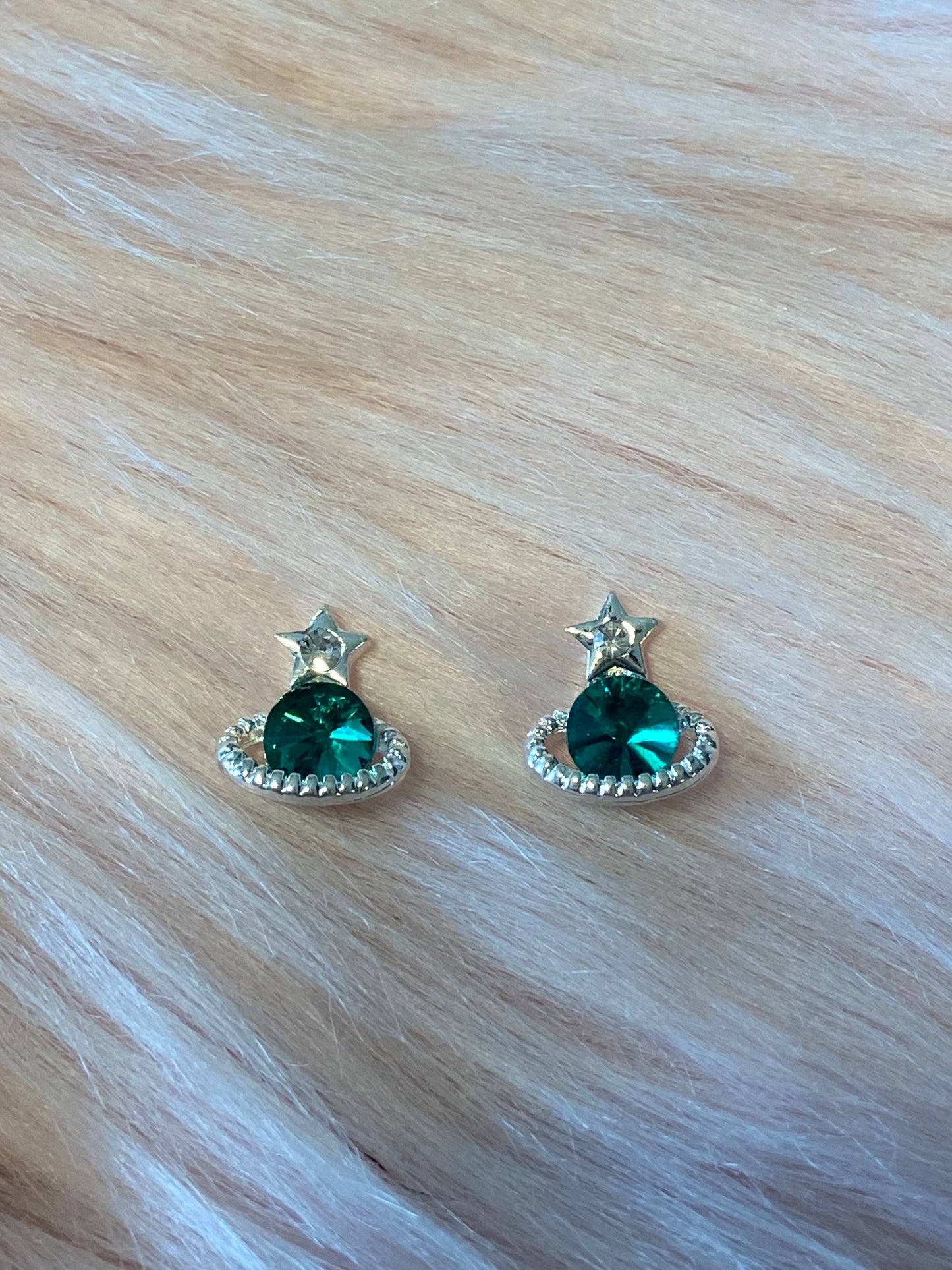 Emerald planet charms